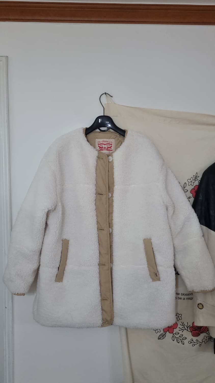 US공홈구입가능 LEVIS 오버싸이즈 리버시블 쉐르파 자켓 상품이미지3