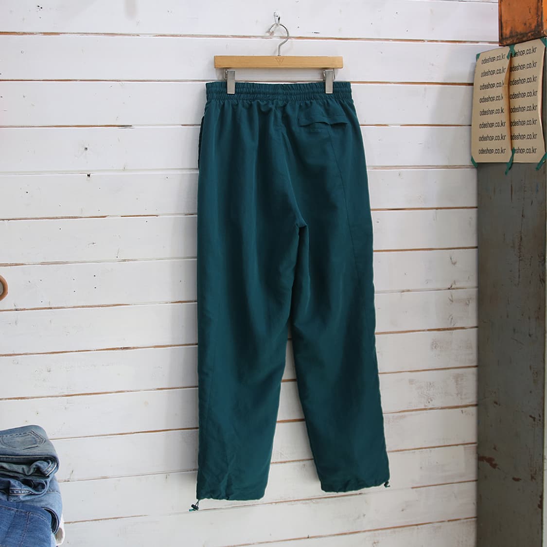 (착용컷) Reebok 올드스쿨 트랙 팬츠 (남성용) 상품이미지2