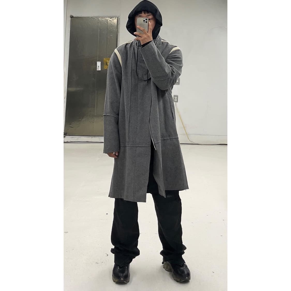 Double shock 라인 디테일 하이넥 울 코트 상품이미지2