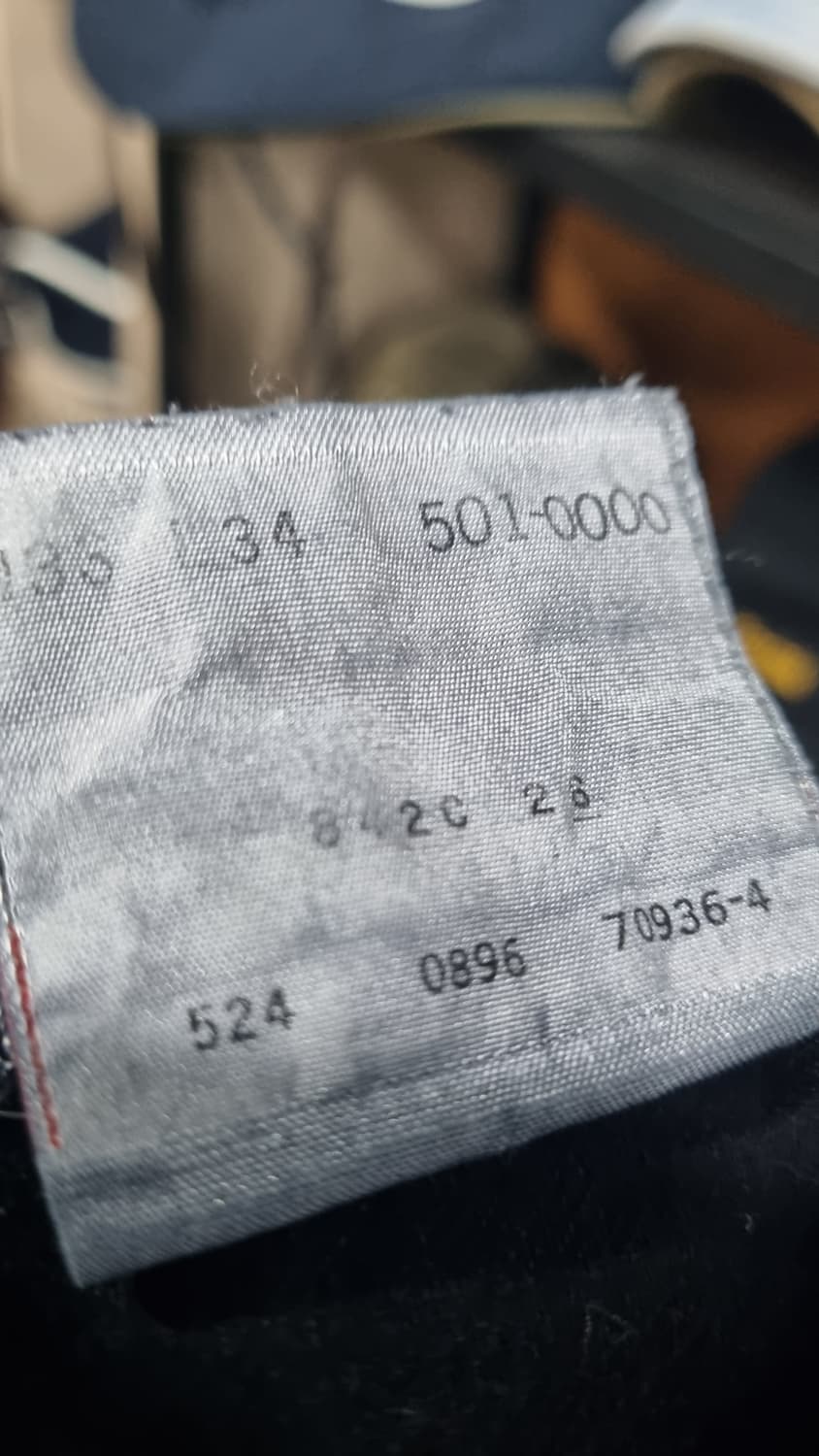 90년대 리바이스501 USA 검정색청바지 허리32 상태좋음 상품이미지6