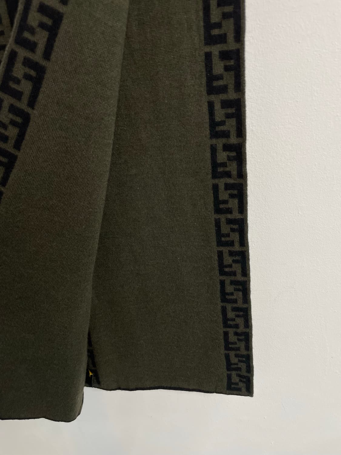 펜디 머플러 상품이미지2