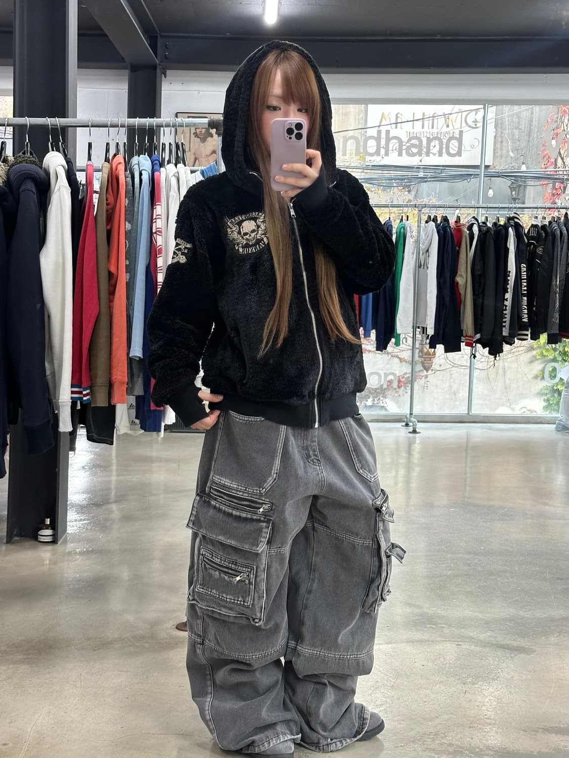 벤슨 핸드워머 스컬윙빅로고 플러피 후드자켓 상품이미지2