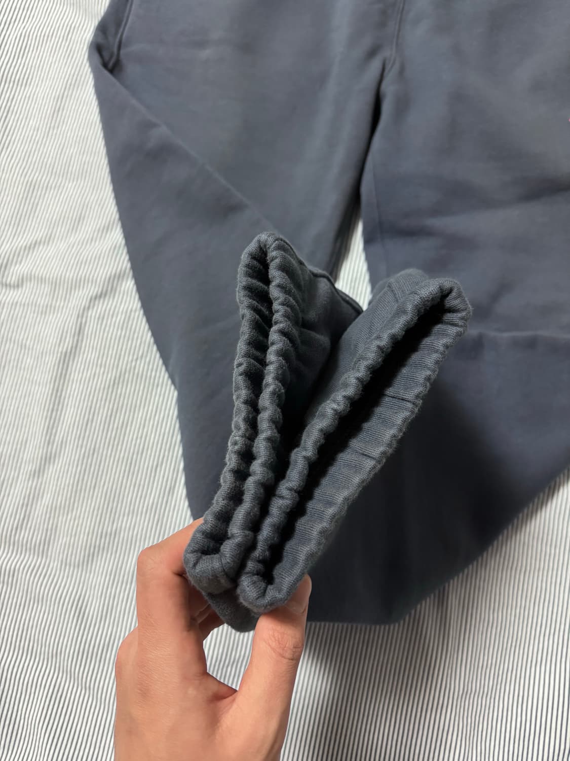 팔라스 24ss 베이지컬리 어 조거 네이비 S 상품이미지7