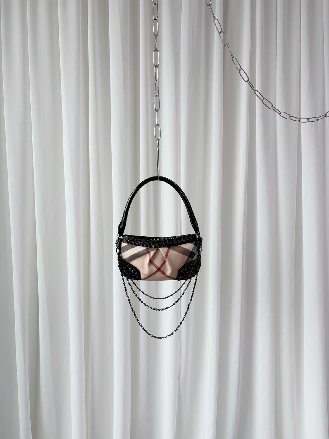 버버리 스타 스터드 헌빌 숄더백 상품이미지1