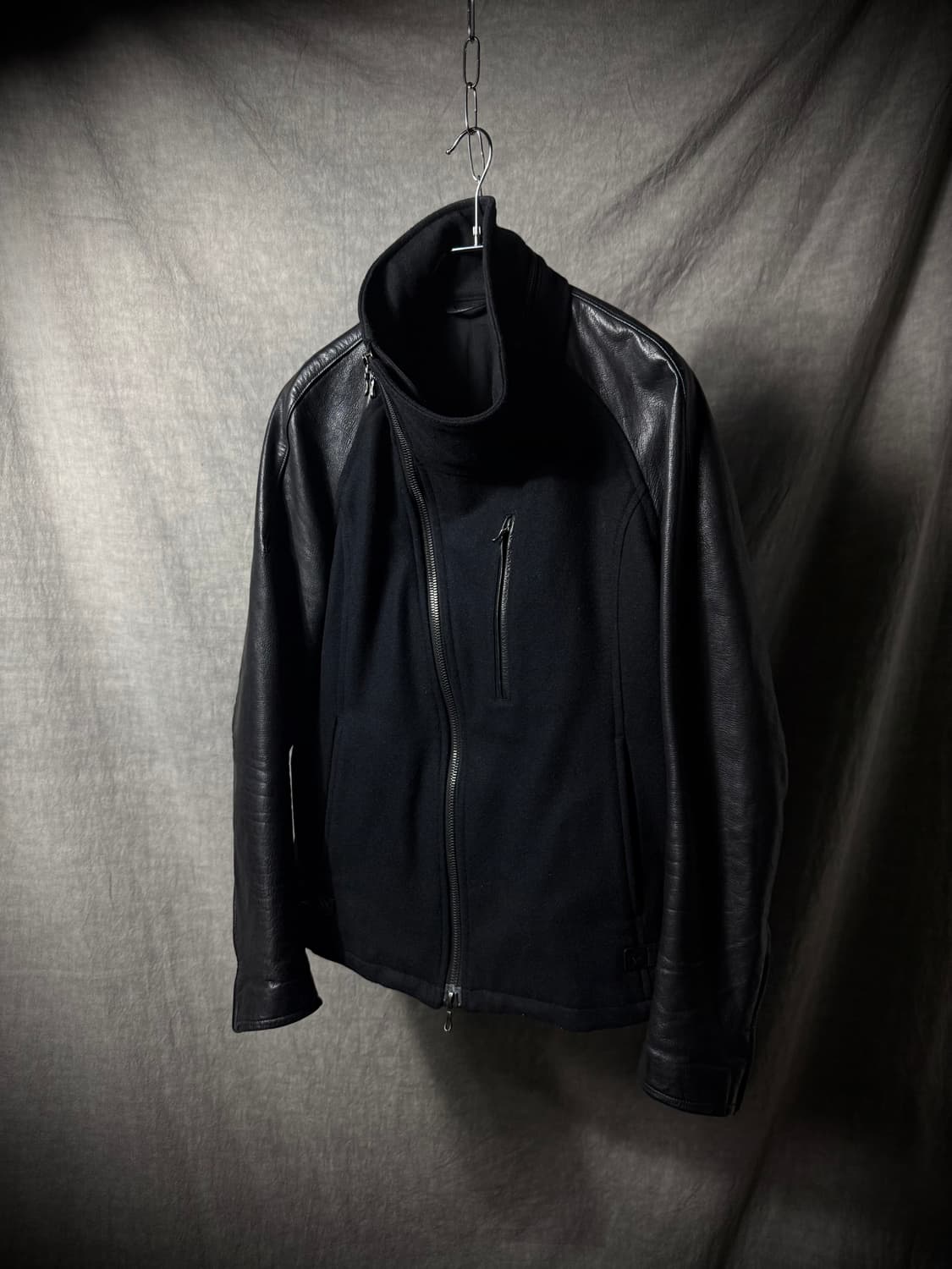 Attachment High Neck Asymmetric Jacket 상품이미지2