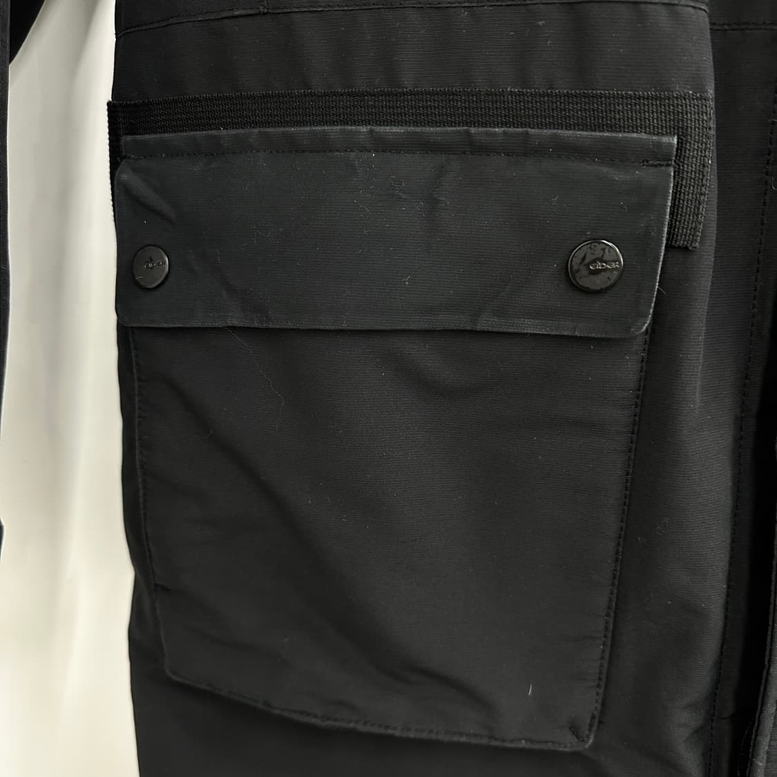 90 아이더 타이탄 여자 덕다운 롱패딩 상품이미지7