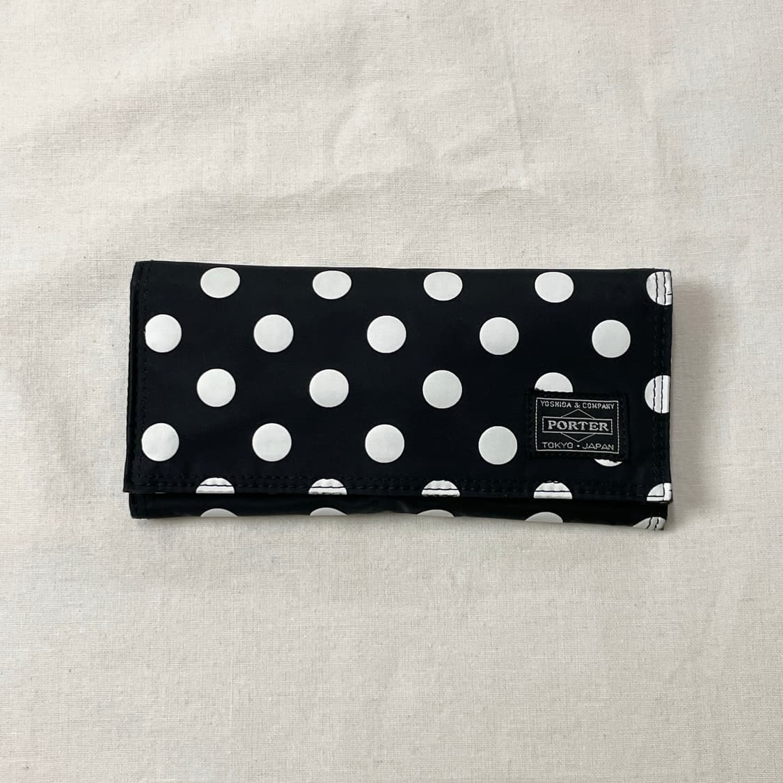 (희귀)요시다포터 폴카도트 지갑 블랙앤화이트/헤드포터 폴카도트 지갑 상품이미지1
