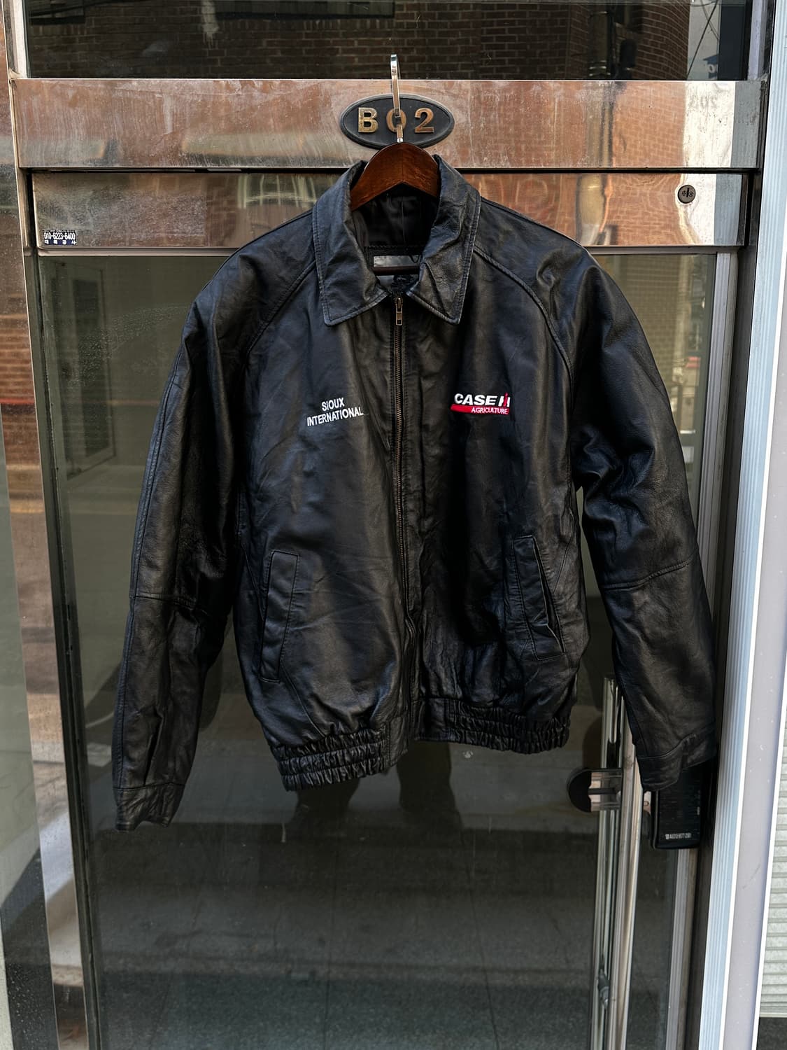 워크웨어 로고 레더 바시티 자켓  상품이미지1