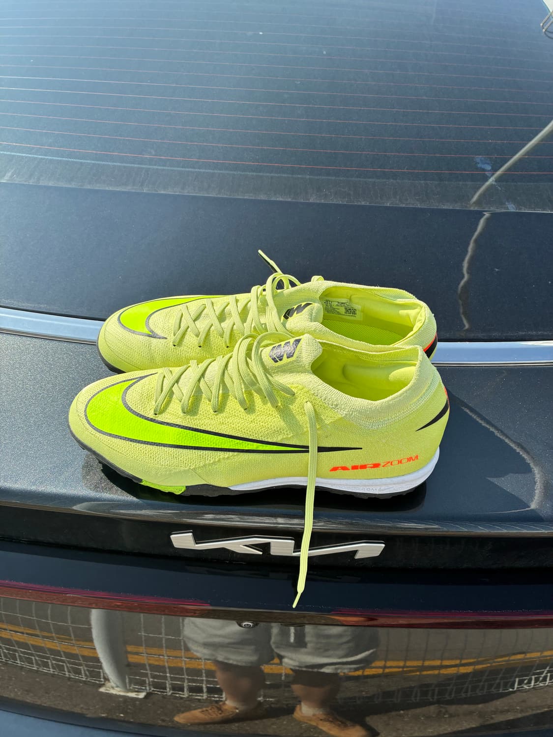 나이키 머큐리얼 풋살화 265 판매합니다 상품이미지2