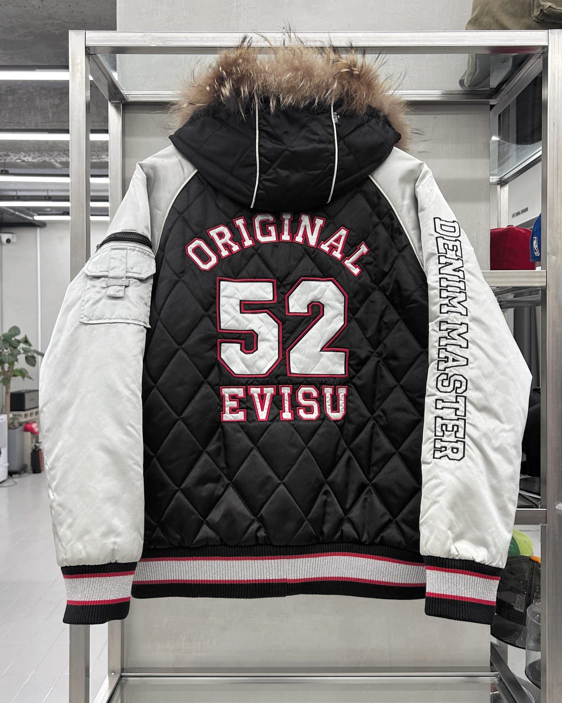 에비수 00s 퍼 후드 스타디움 점퍼 상품이미지3