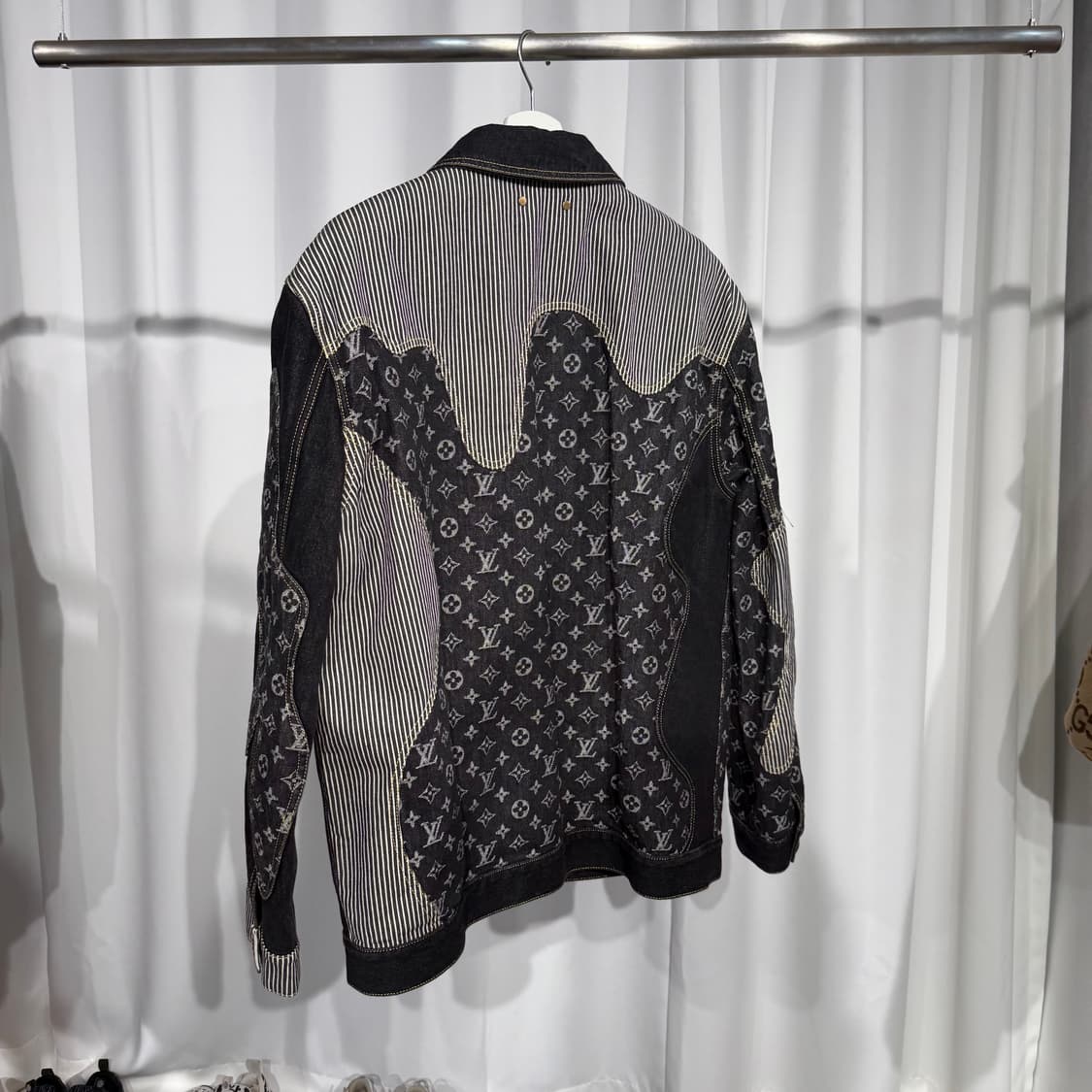 루이비통 니고 크레이지 데님 자켓 52  상품이미지4