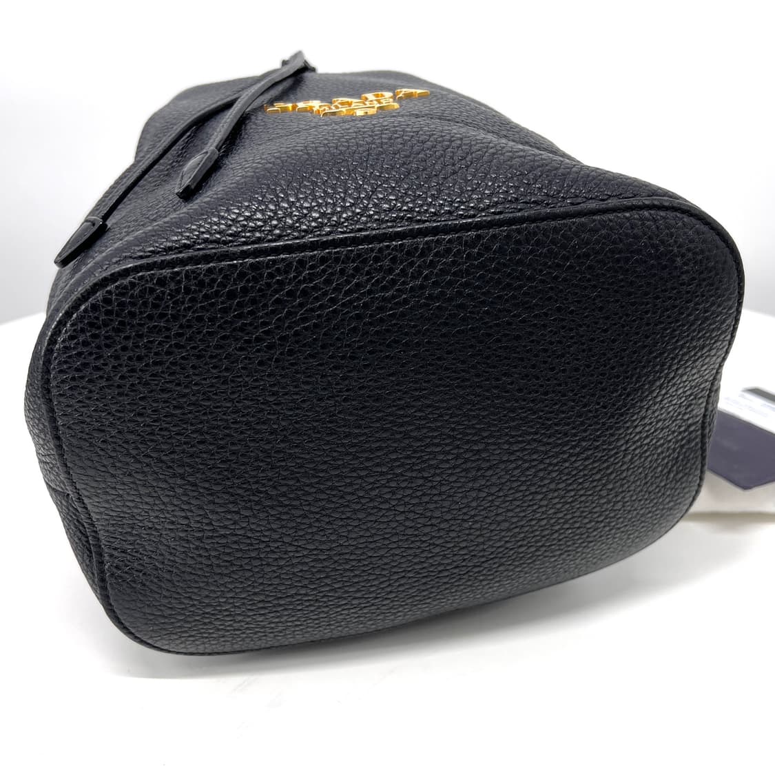 프라다 비텔로 다이노 버킷백 크로스백 블랙 (1BE018) 상품이미지8