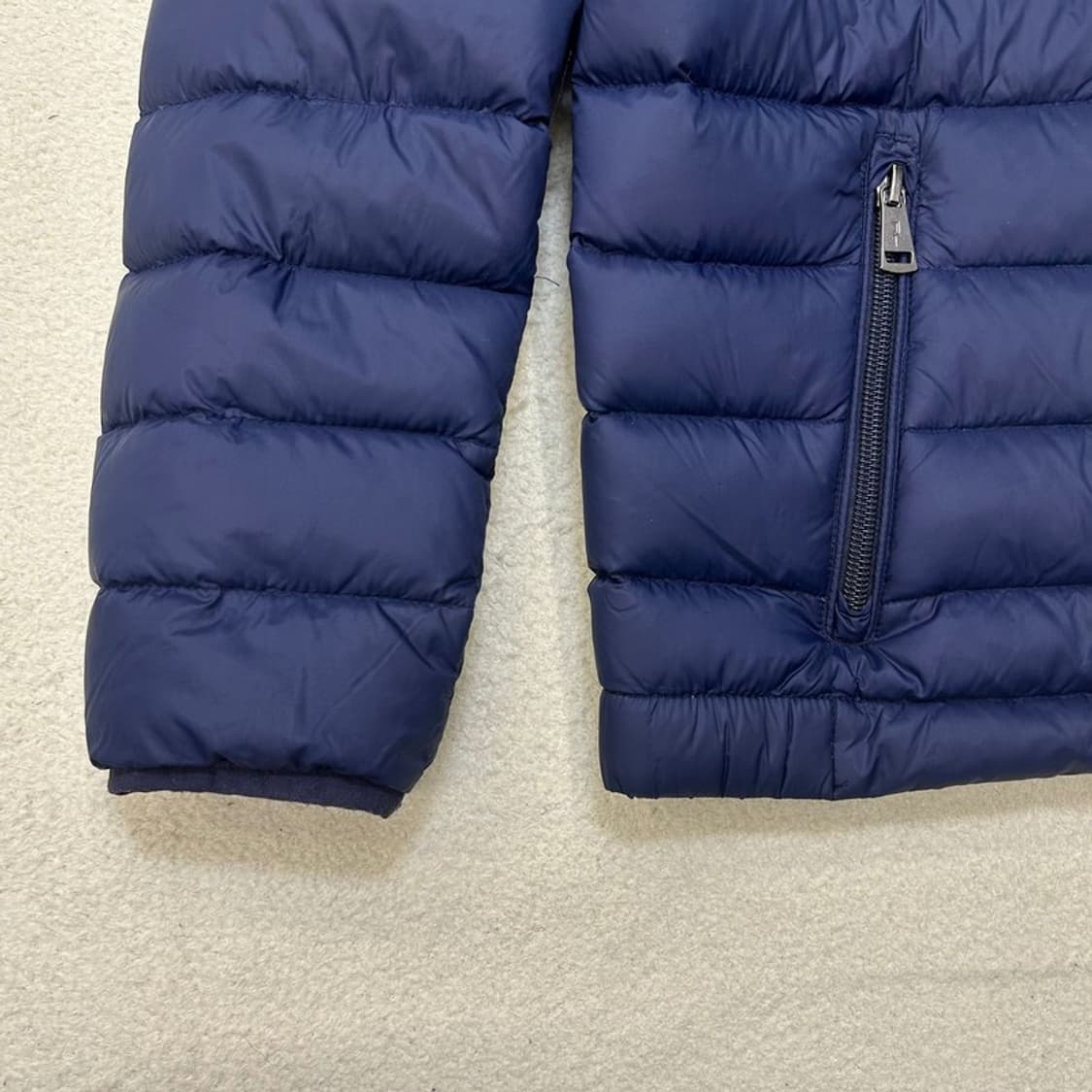 폴로랄프로렌 보이즈 네이비 경량후드 덕다운 패딩 상품이미지3