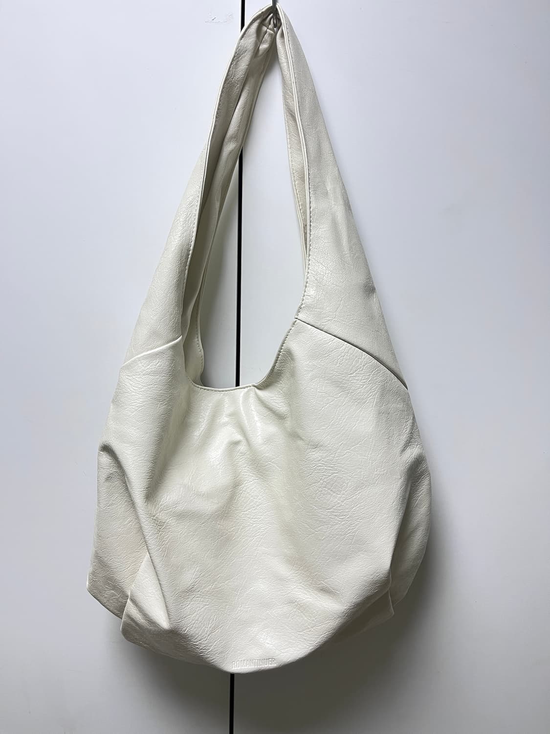 ROMANTINUER Flow Hobo Bag (Ivory) 상품이미지3