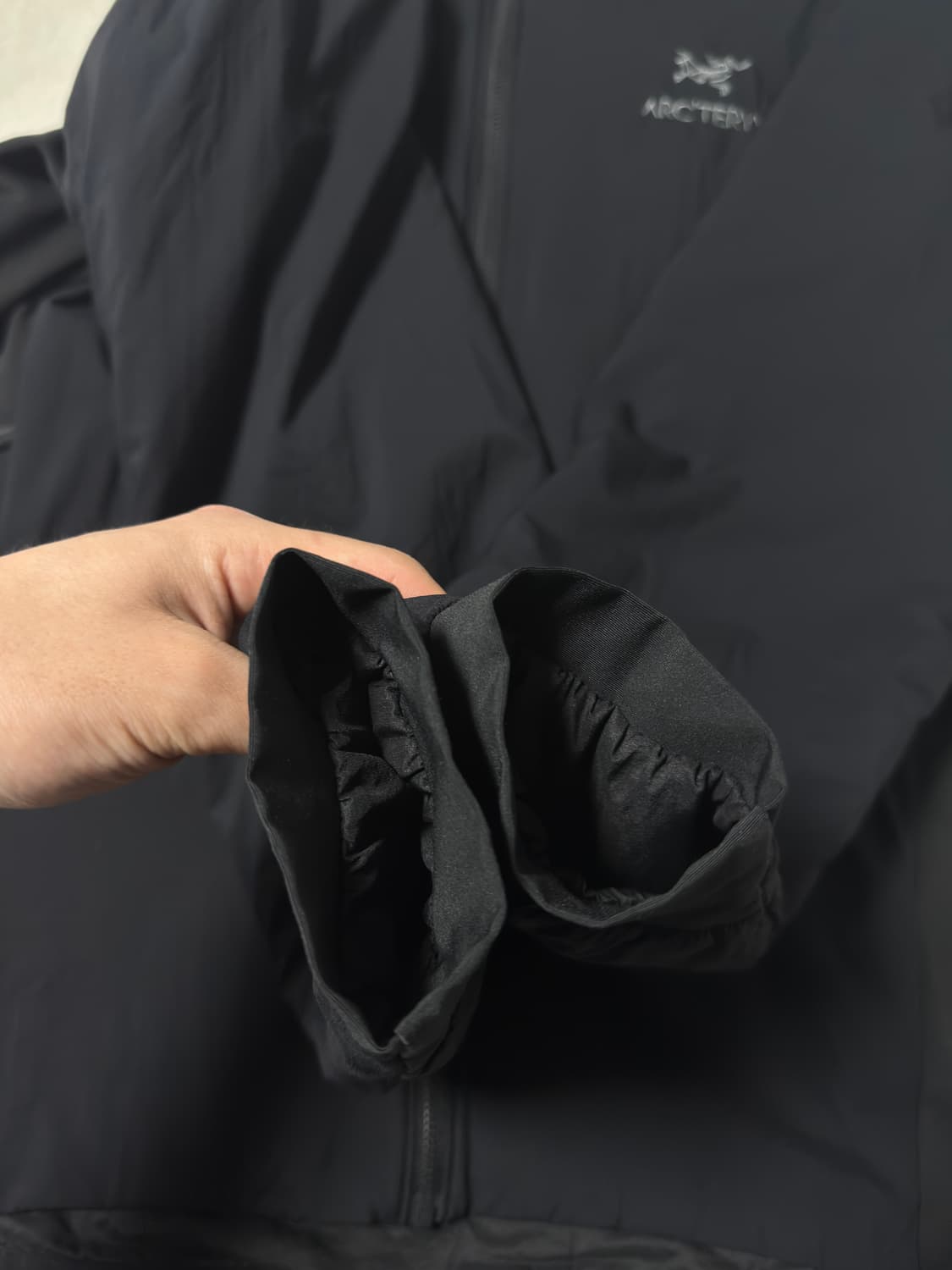 (S급) 아크테릭스 아톰 후디 블랙 L 상품이미지8