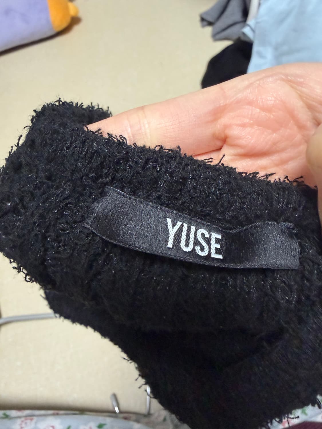 유즈 니트탑 상품이미지2