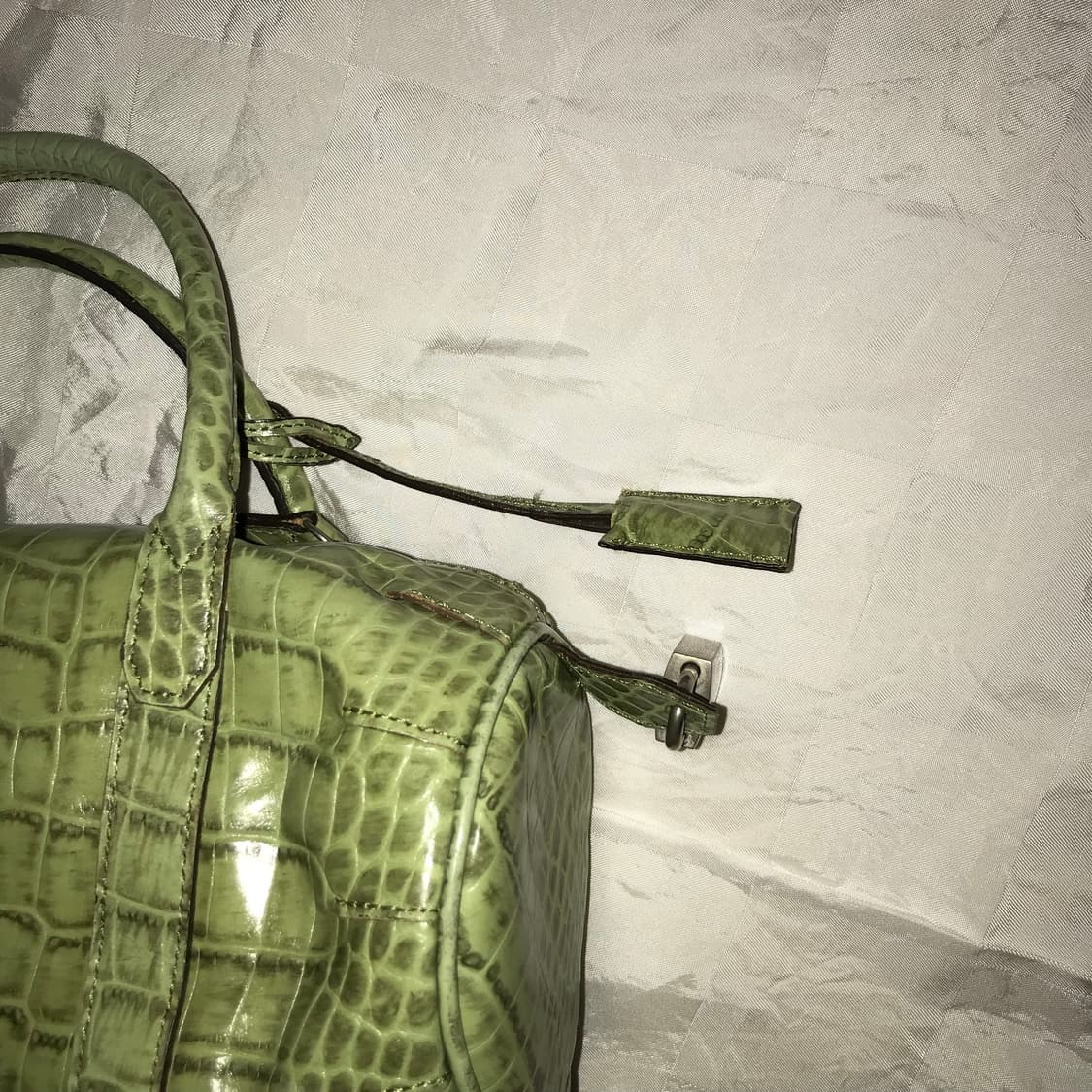 Club Monaco 클럽모나코 그린 소가죽 백 상품이미지3