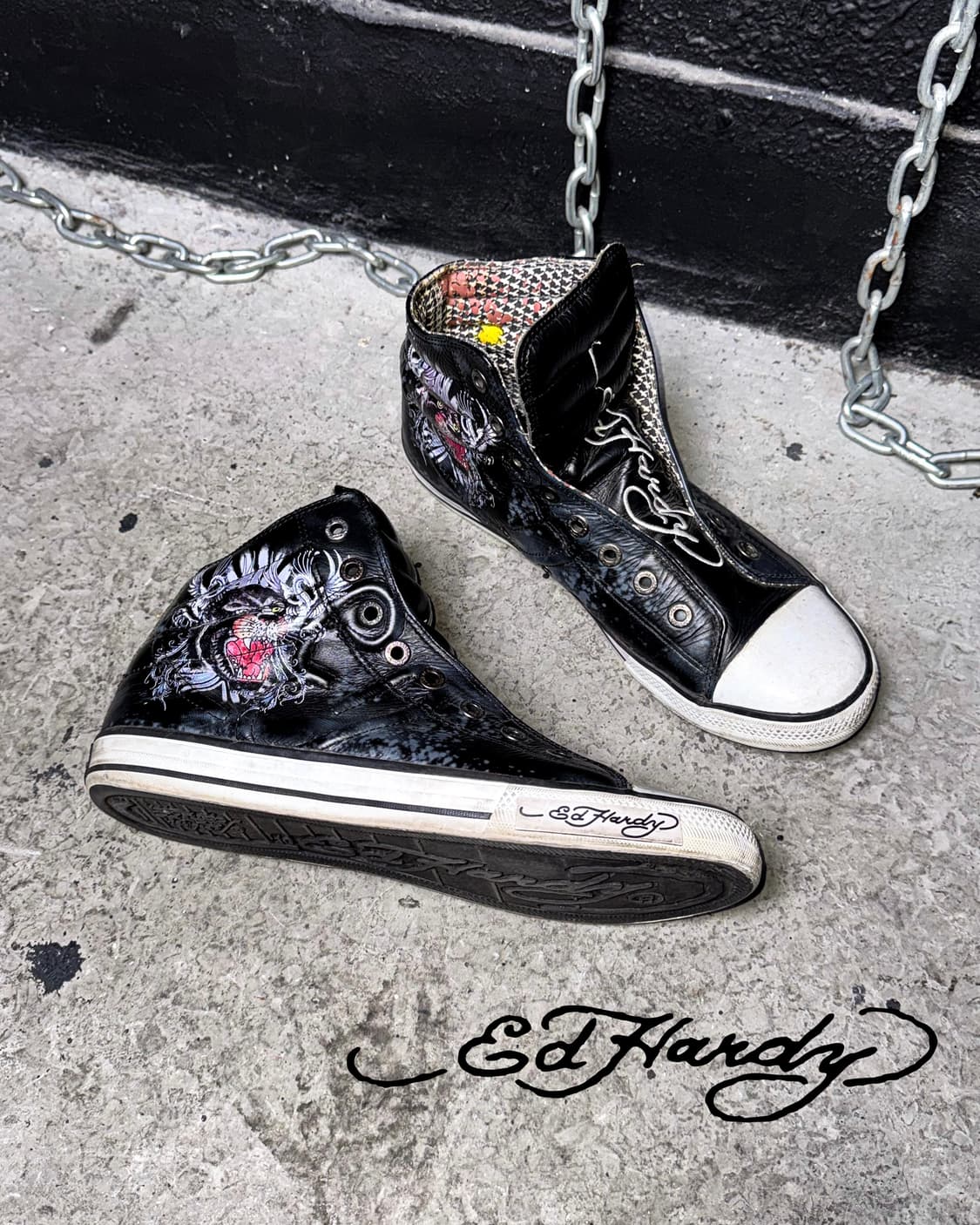 Ed Hardy – Dragon Print High-top Sneaker 상품이미지1