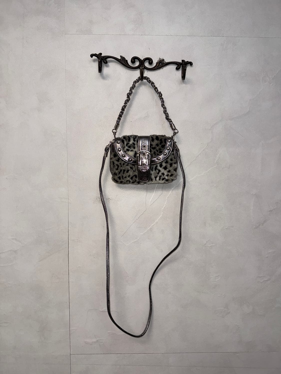 Gray fur leopard chain mini two way bag 상품이미지2