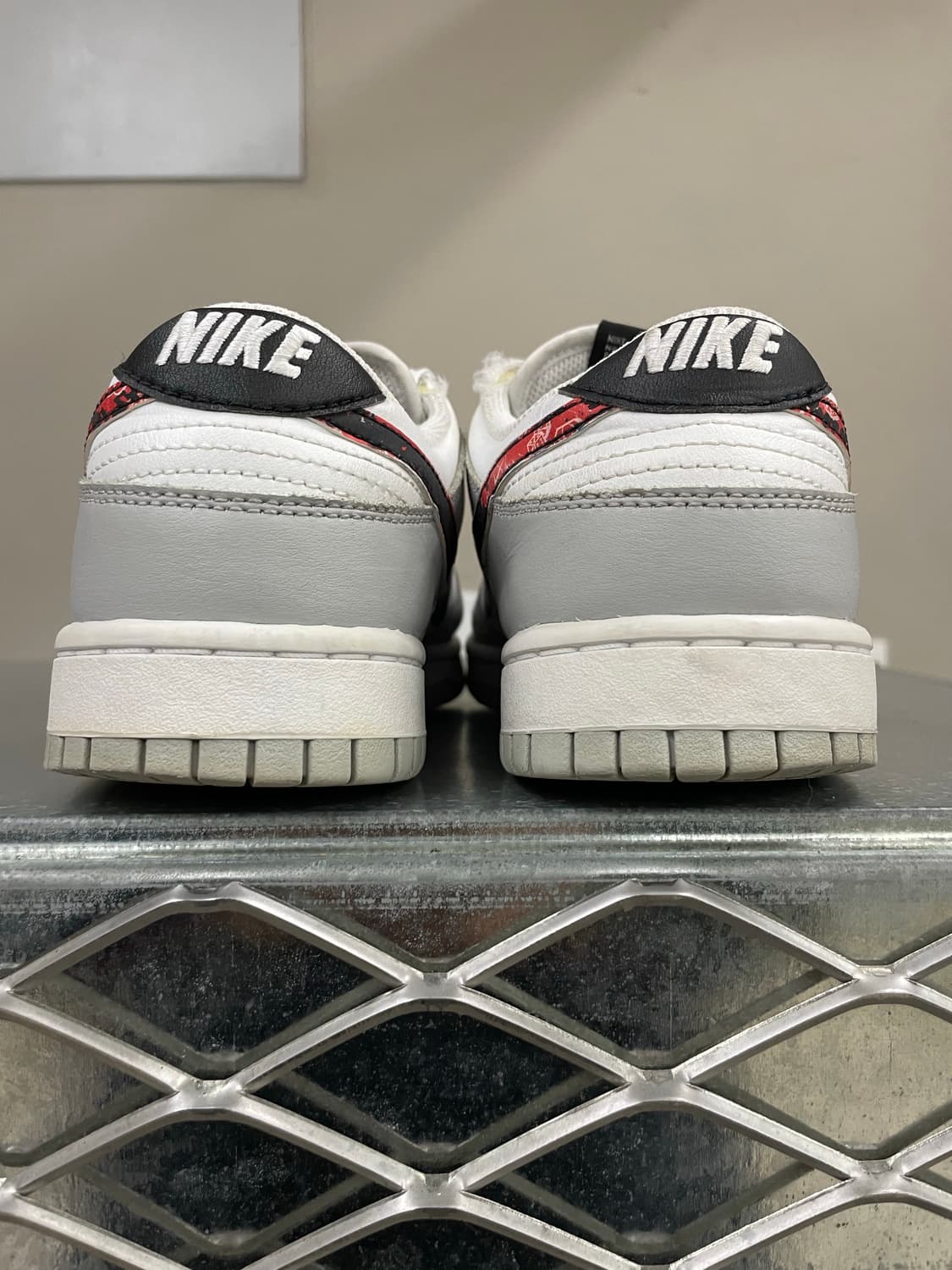 나이키 덩크 로우 SE 그레이 포그 260 상품이미지3