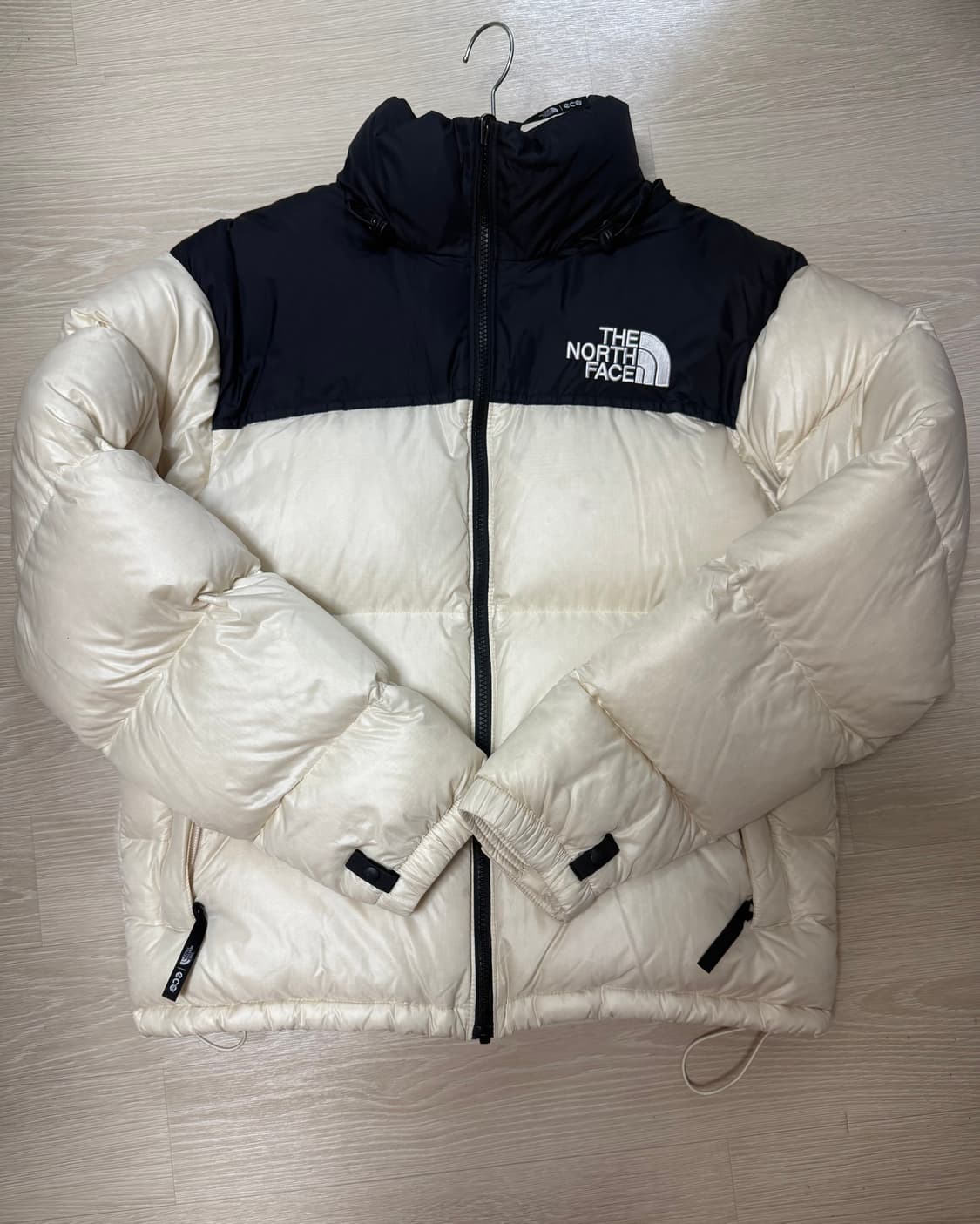 노스페이스 1996 에코 눕시 자켓 크림 상품이미지1