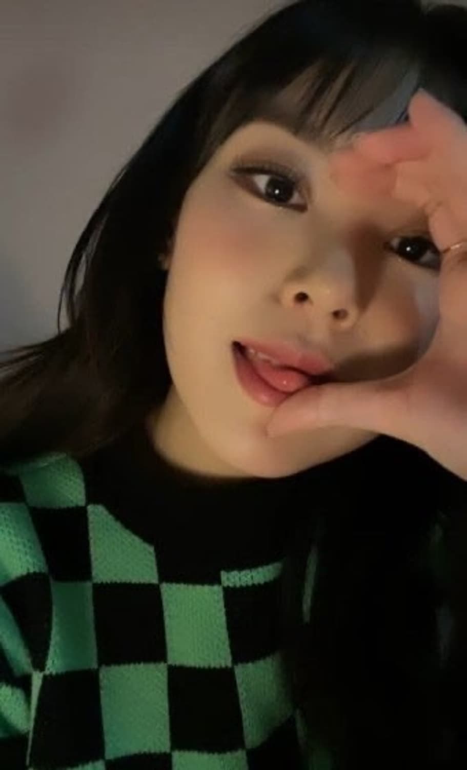 느와 체커보드 니트 상품이미지4