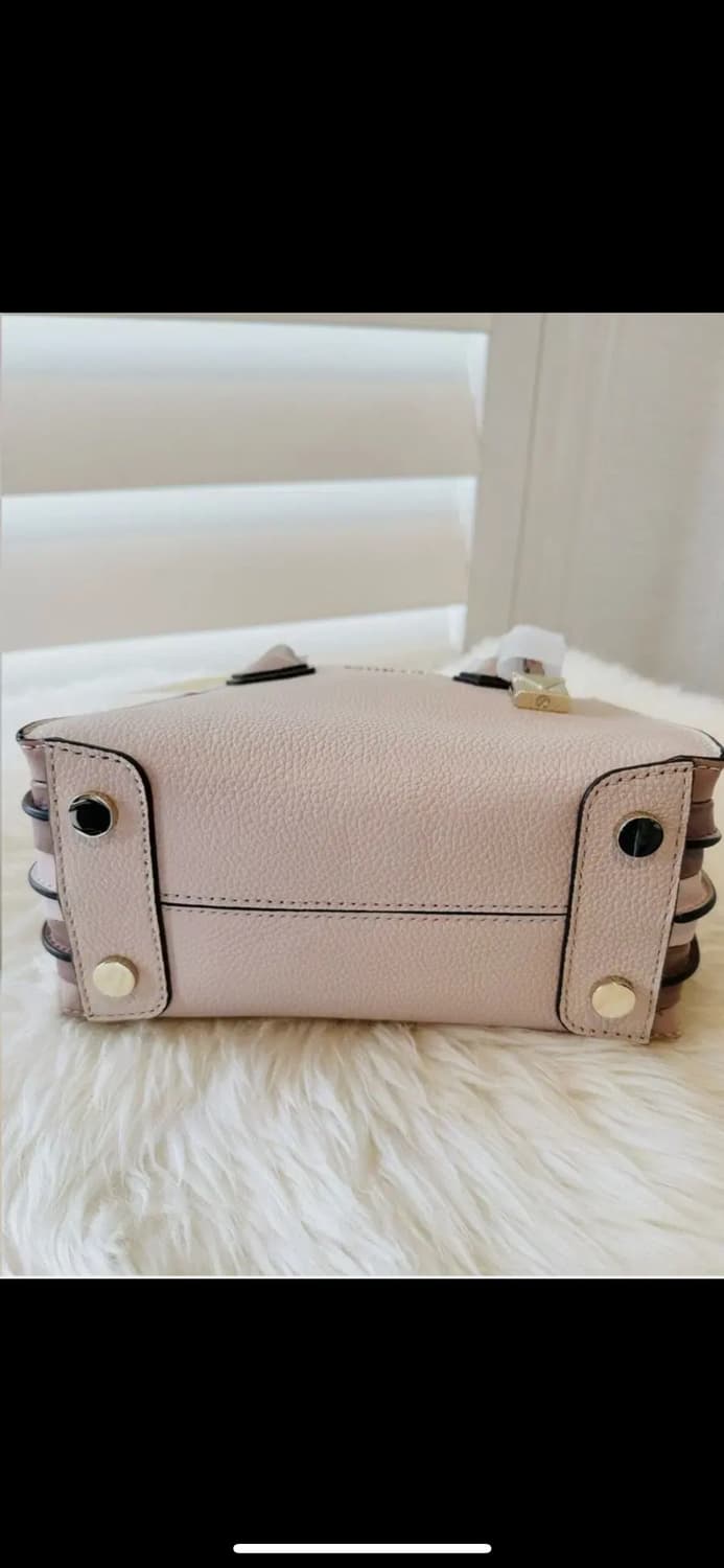 마이클코어스 가방 메신저 크로스백 핸드백핑크베이지 michael kors 상품이미지4
