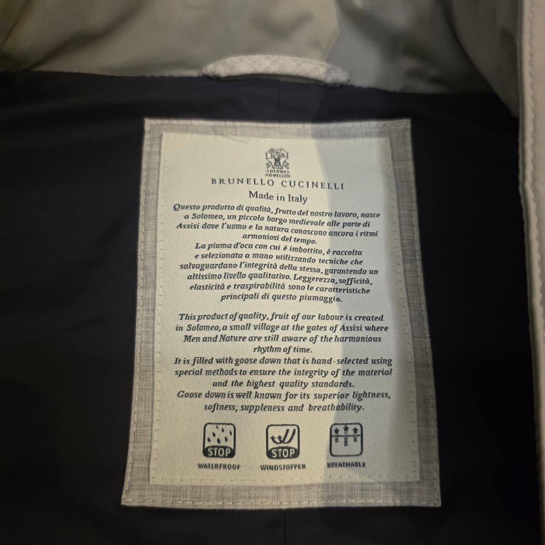 브루넬로 쿠치넬리 경량 패딩 조끼 그레이 상품이미지3