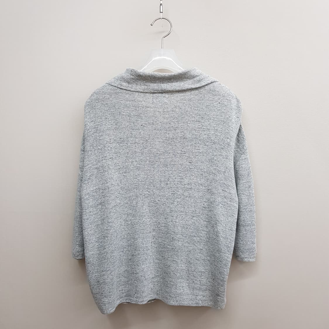 구호 2022 마소재 포켓디테일 루즈핏 가디건  XS사이즈 상품이미지4