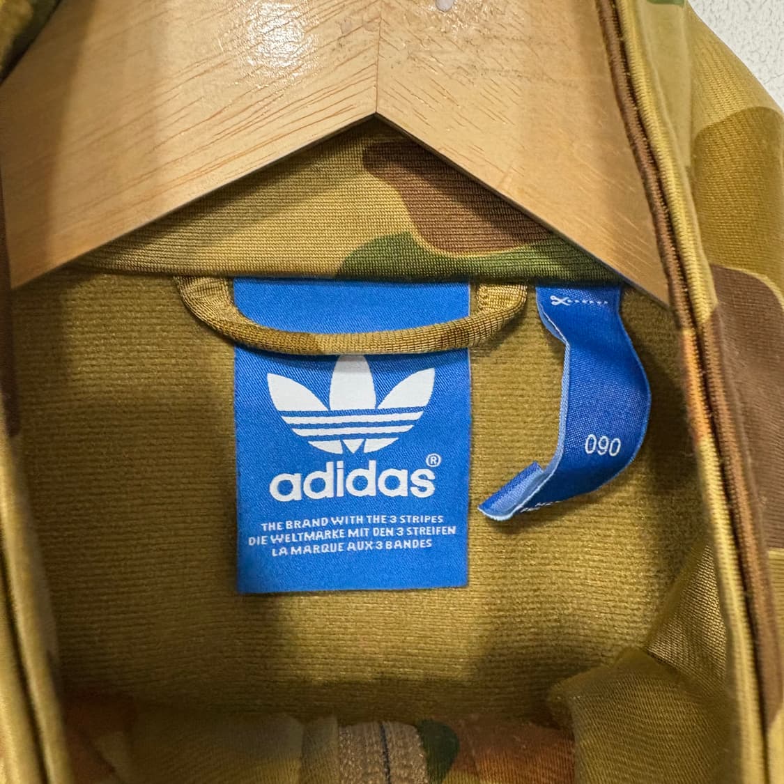 아디다스 파이어버드 카모 트랙탑 상품이미지3