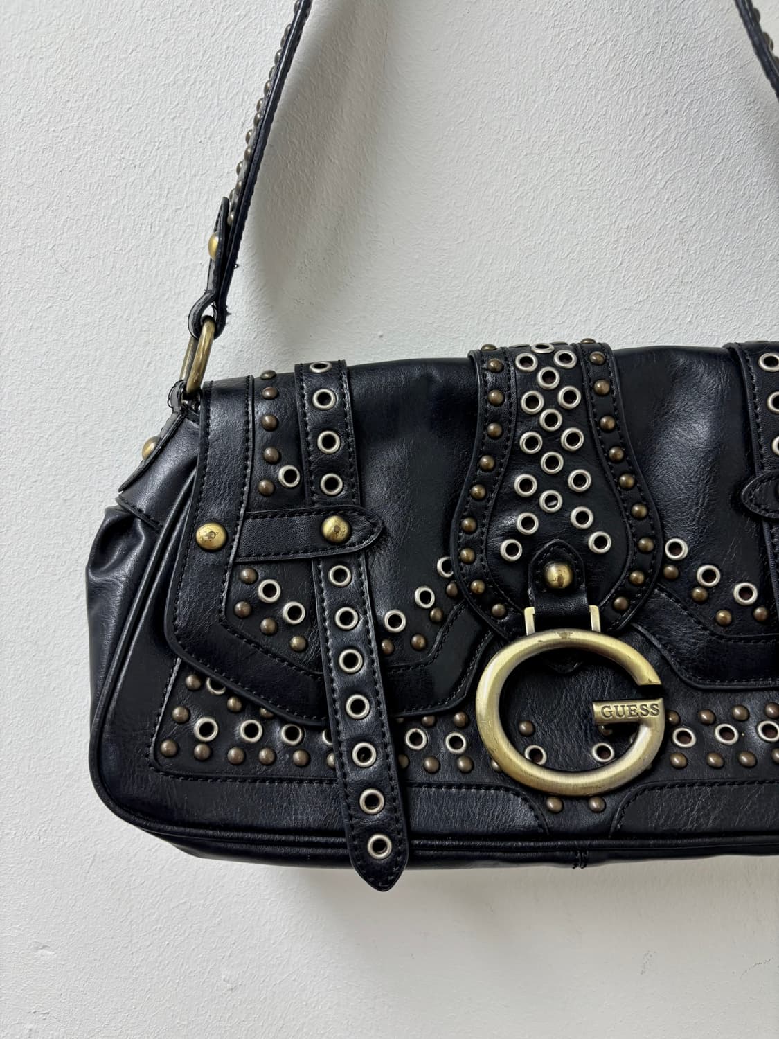 “Guess” 00‘s Rare Pinterest Design Eyele 상품이미지2