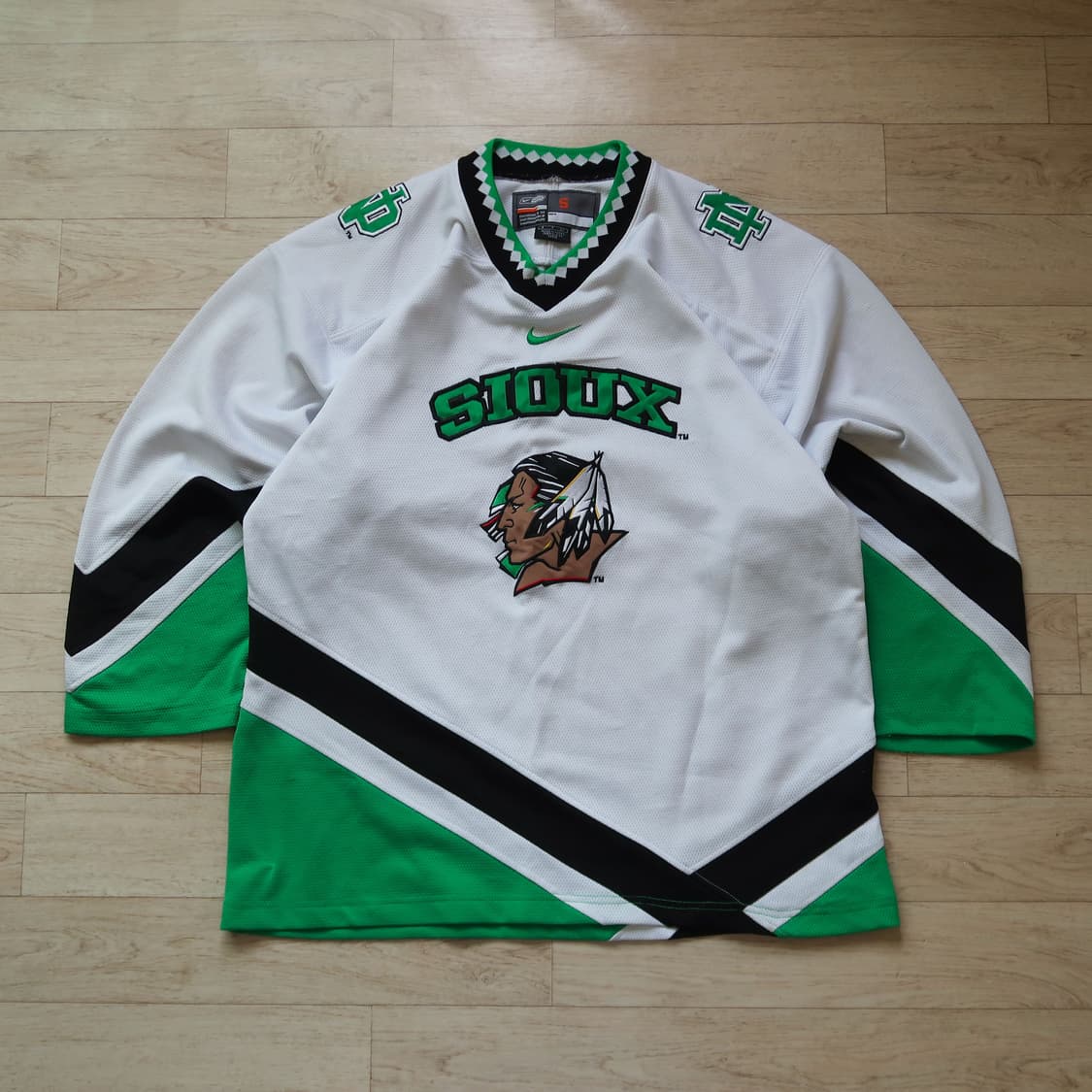 빈티지 나이키 바우어 Sioux 아이스 하키 져지 상품이미지1