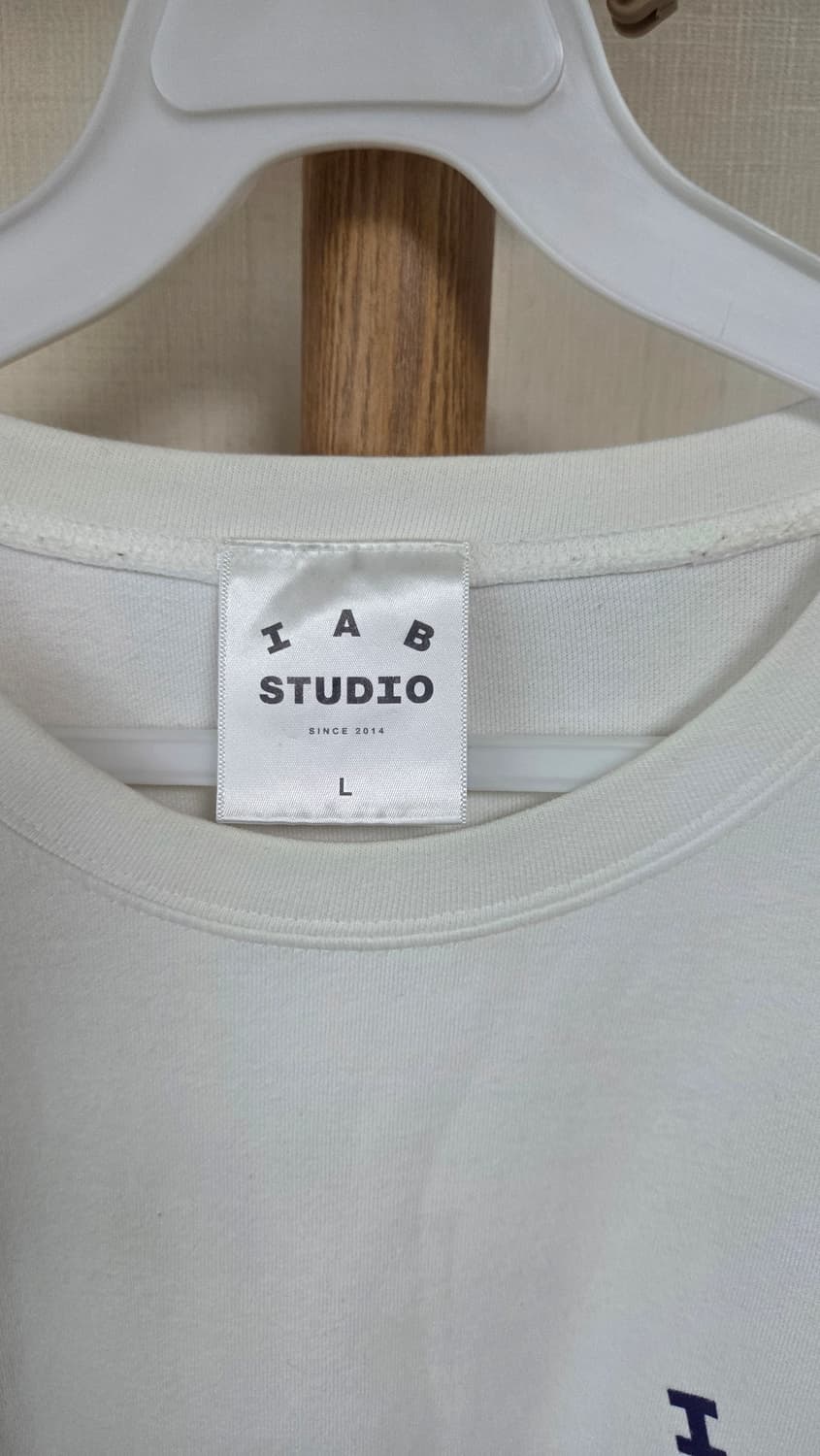 아이앱 스튜디오 반팔 상품이미지3