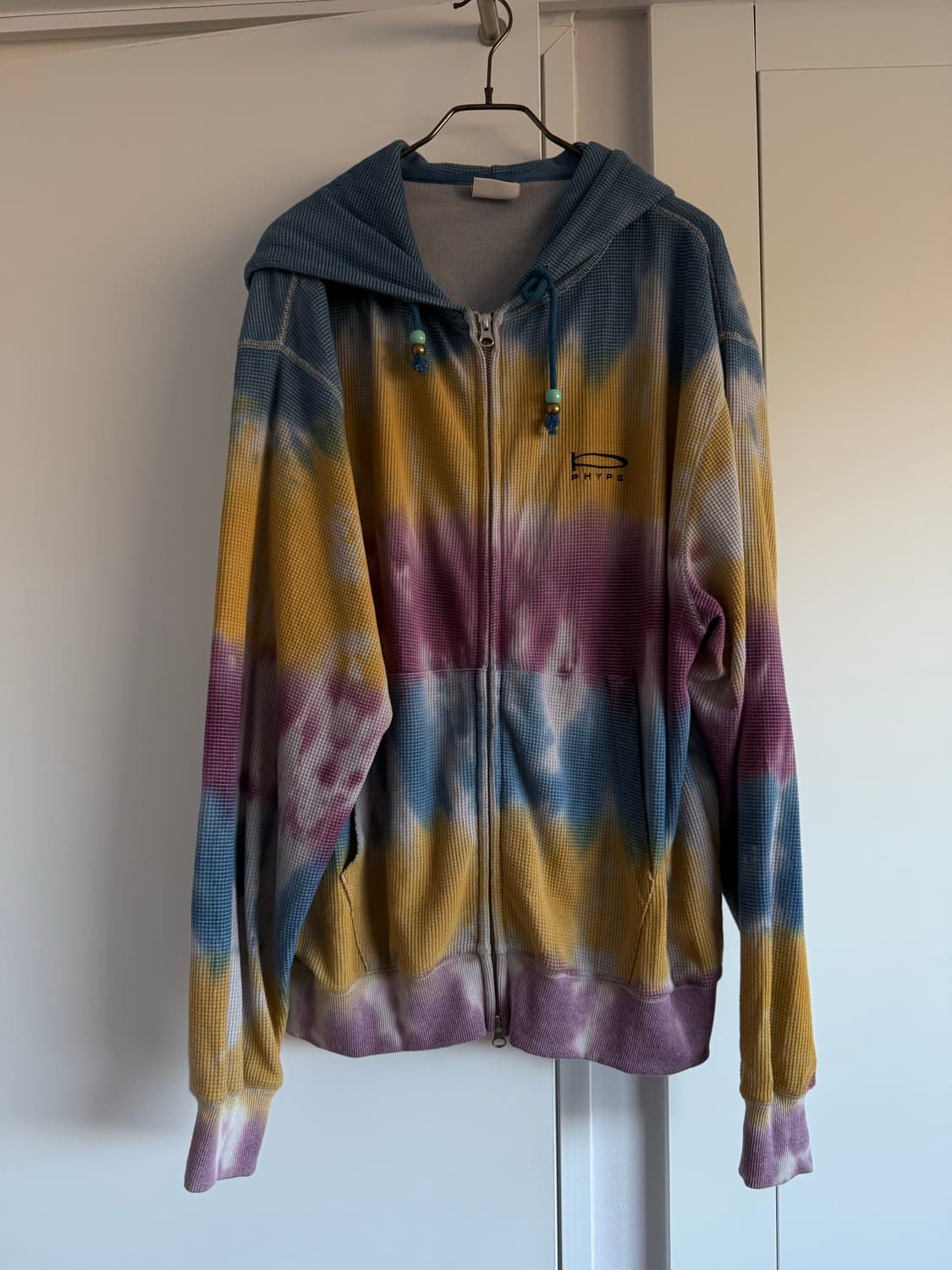 피지컬 디파트먼트 집업 상품이미지1