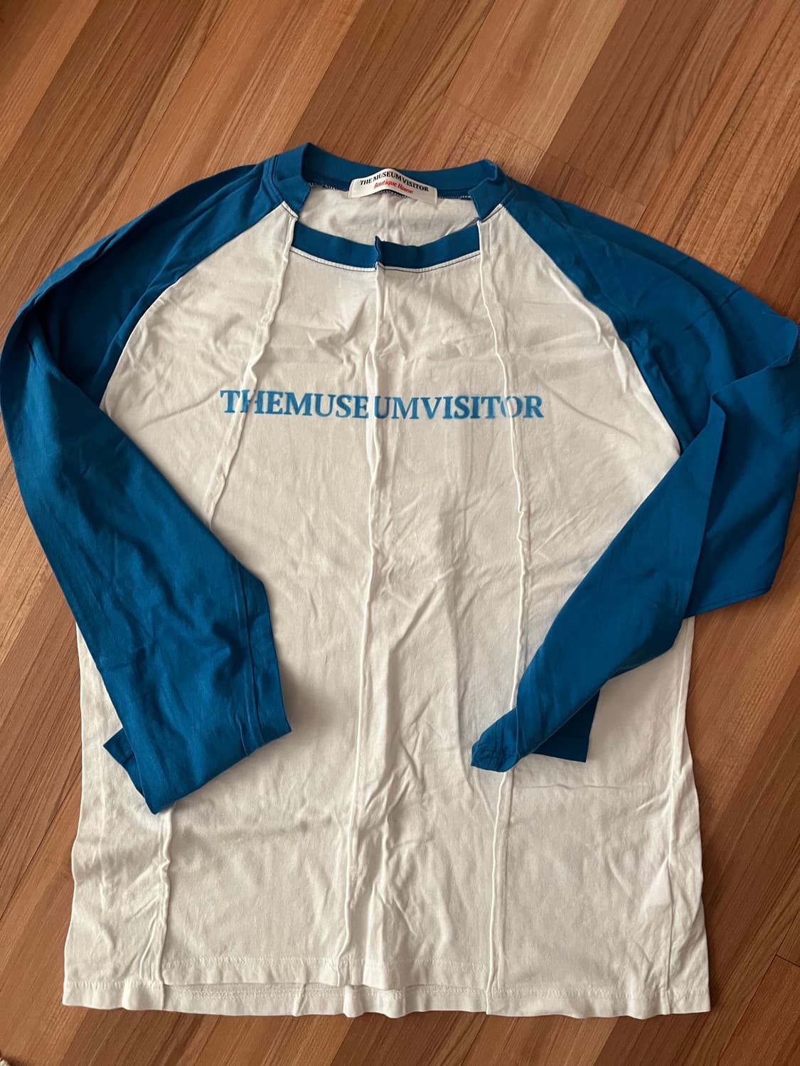 뮤지엄비지터 슬리브 (Raglan split sleeve) L 상품이미지4