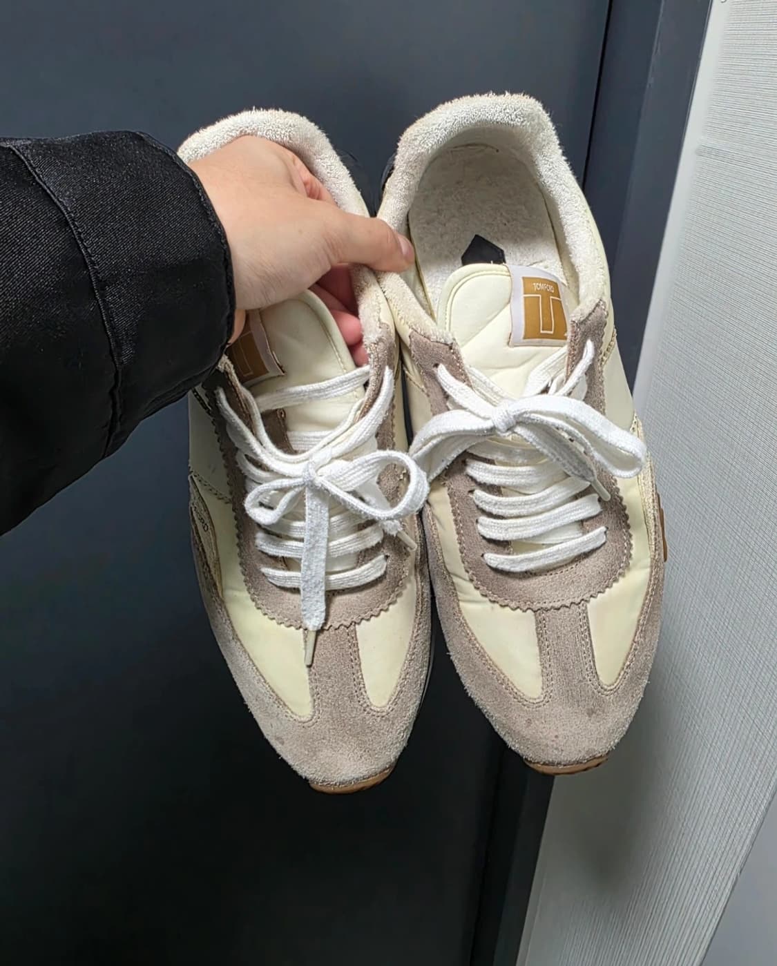 톰포드 제임스 스니커즈 290사이즈 eu44 상품이미지1