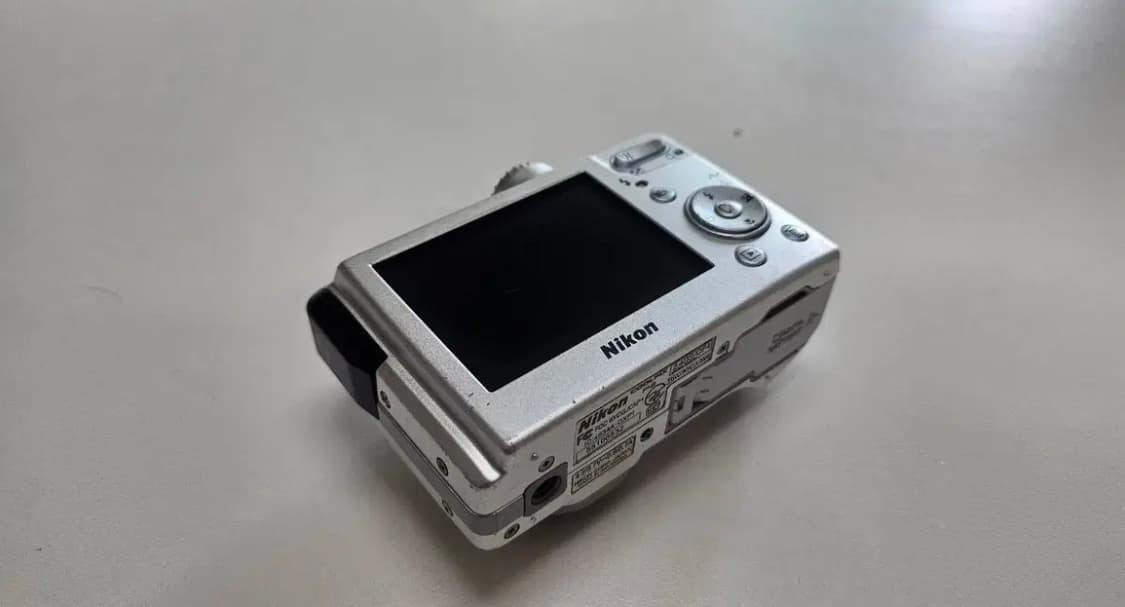 Nikon Coolpix P2 | 니콘 쿨픽스 P2 상품이미지3