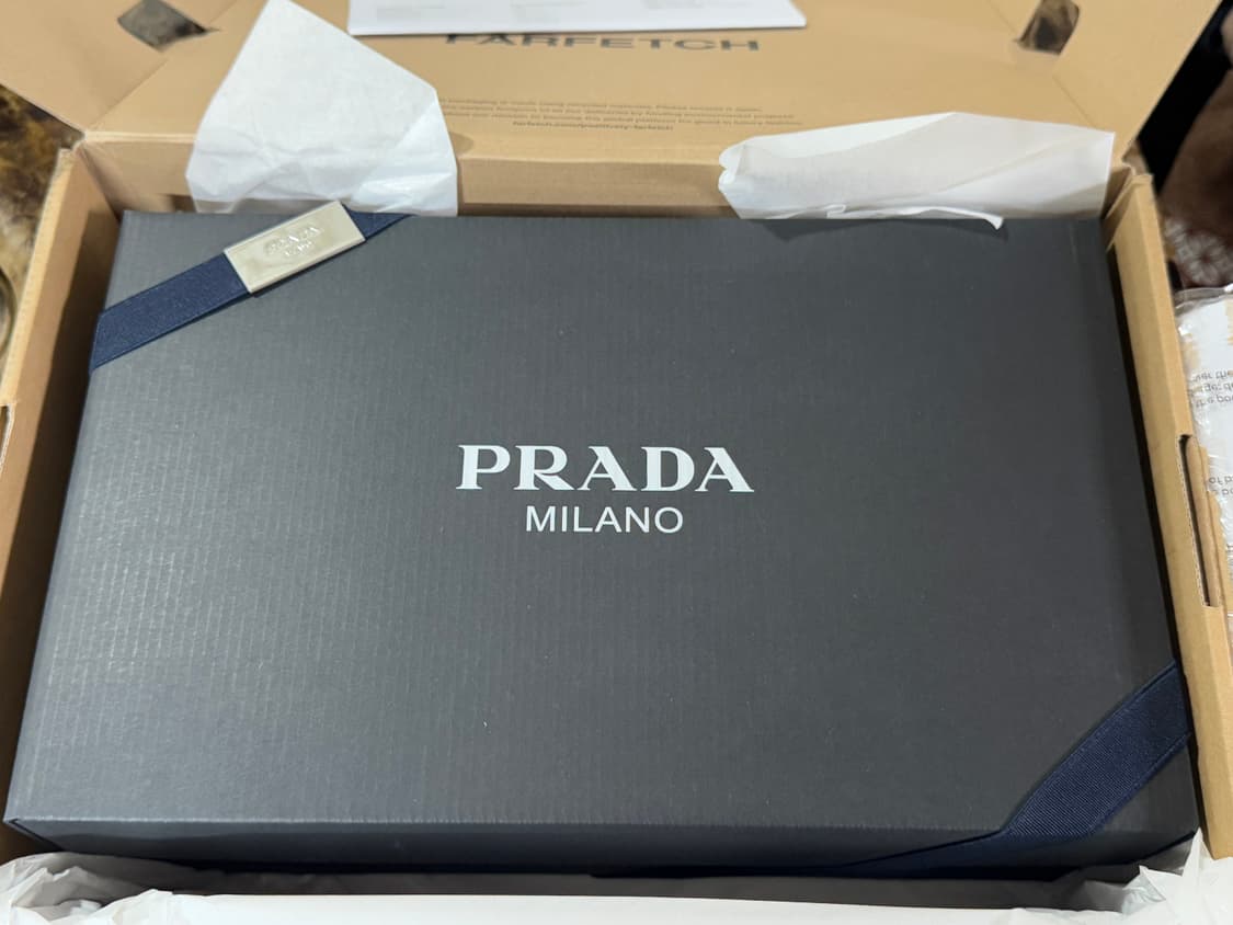 프라다 레더 컬랩스 스니커즈 Prada collapse leather 상품이미지3