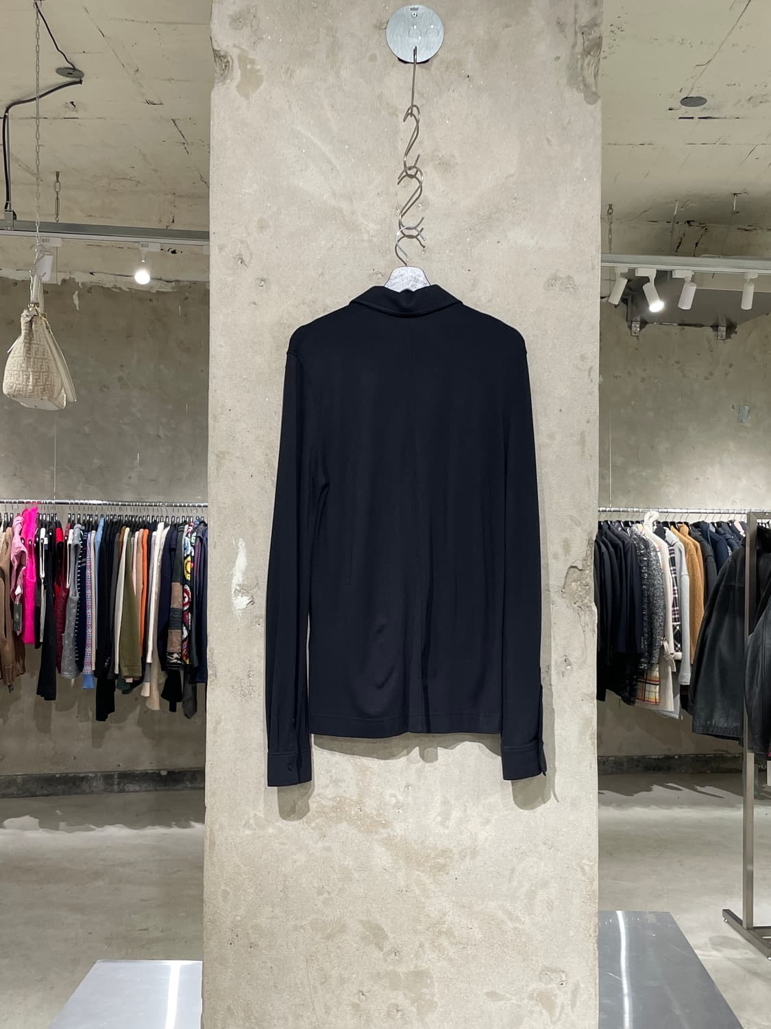 토템 블랙 저지 버튼 비스코스 셔츠  상품이미지6