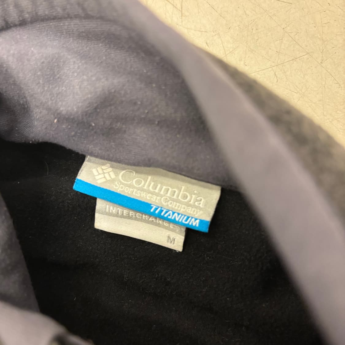 컬럼비아 플리스 블랙 집업 상품이미지3