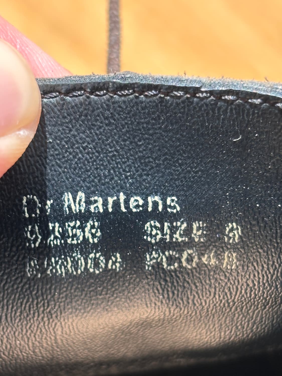 Dr. Martens Made in England 스웨이드 더비 UK9 상품이미지8