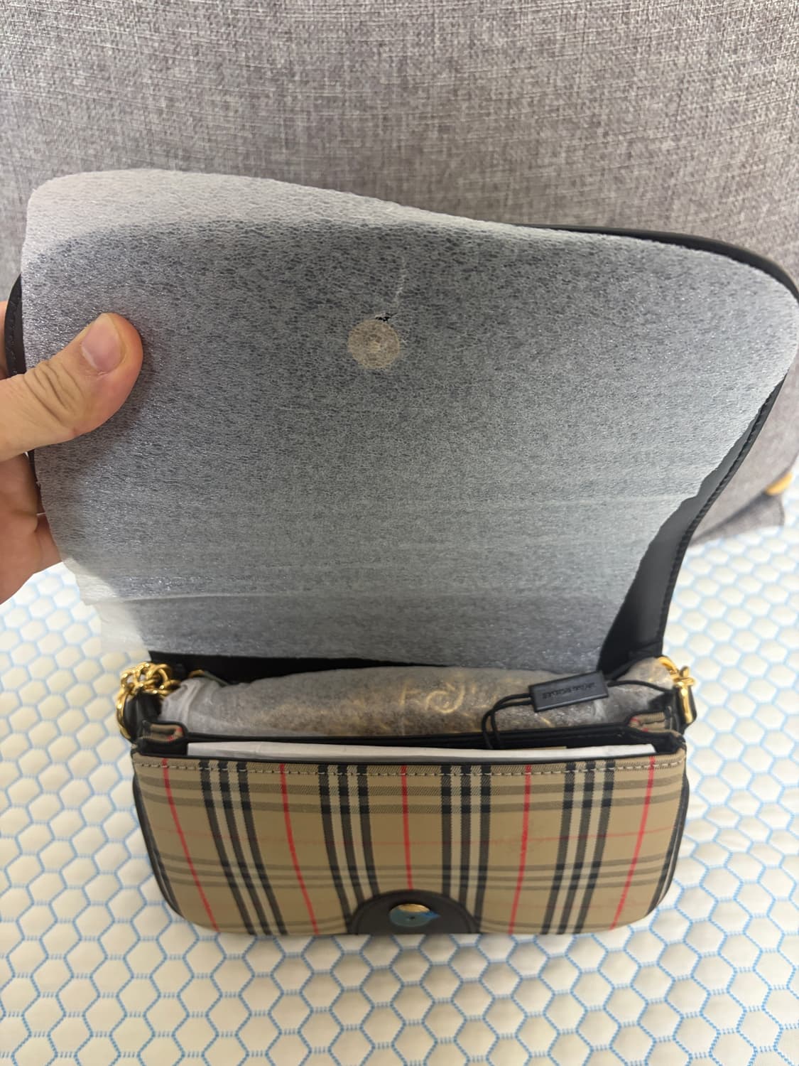 버버리 체크 링크 숄더백 블랙 새제품(풀구성) 상품이미지3