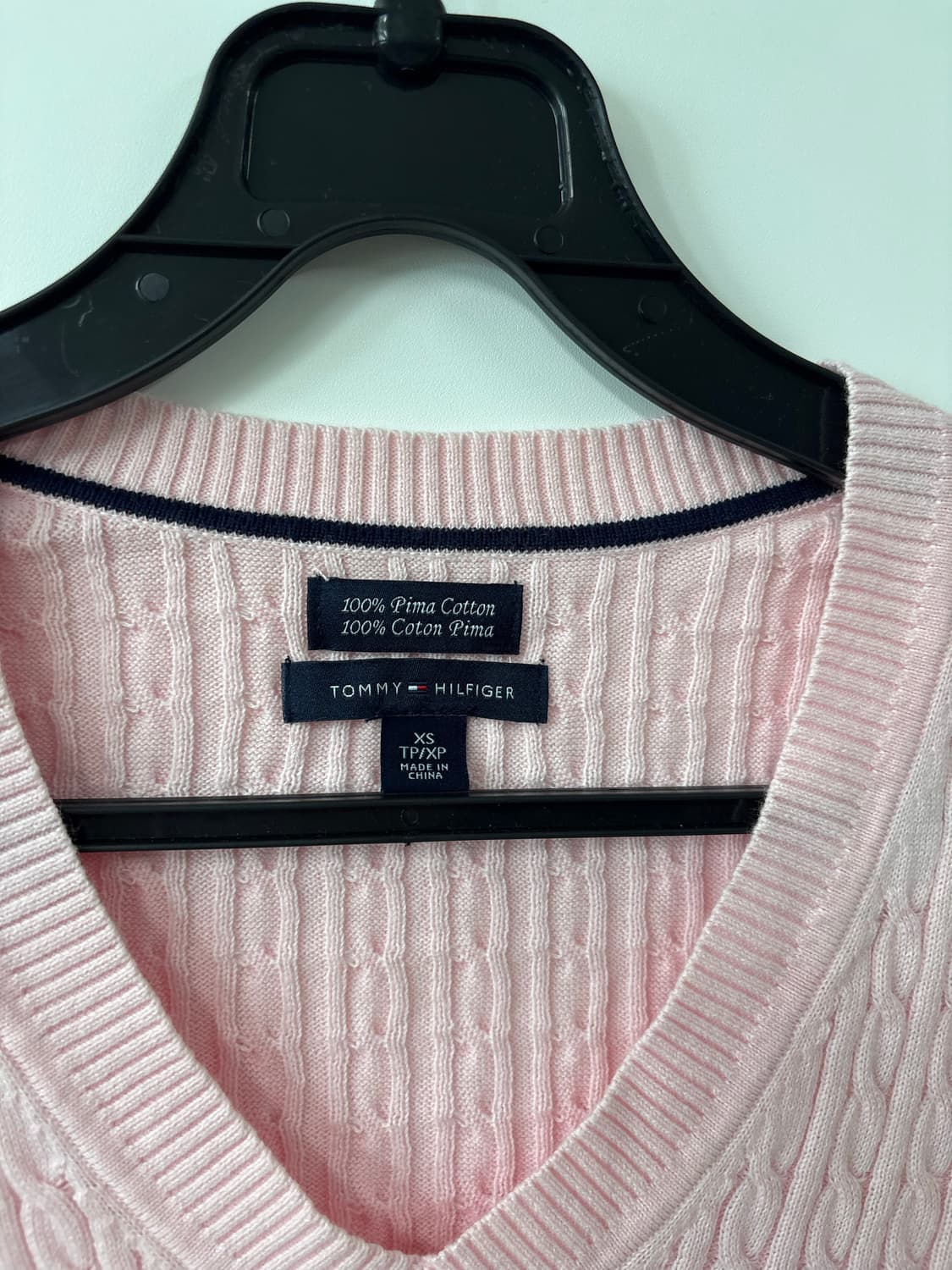 타미힐피거 브이넥 케이블 니트 여리핏 딸기우유 상품이미지6