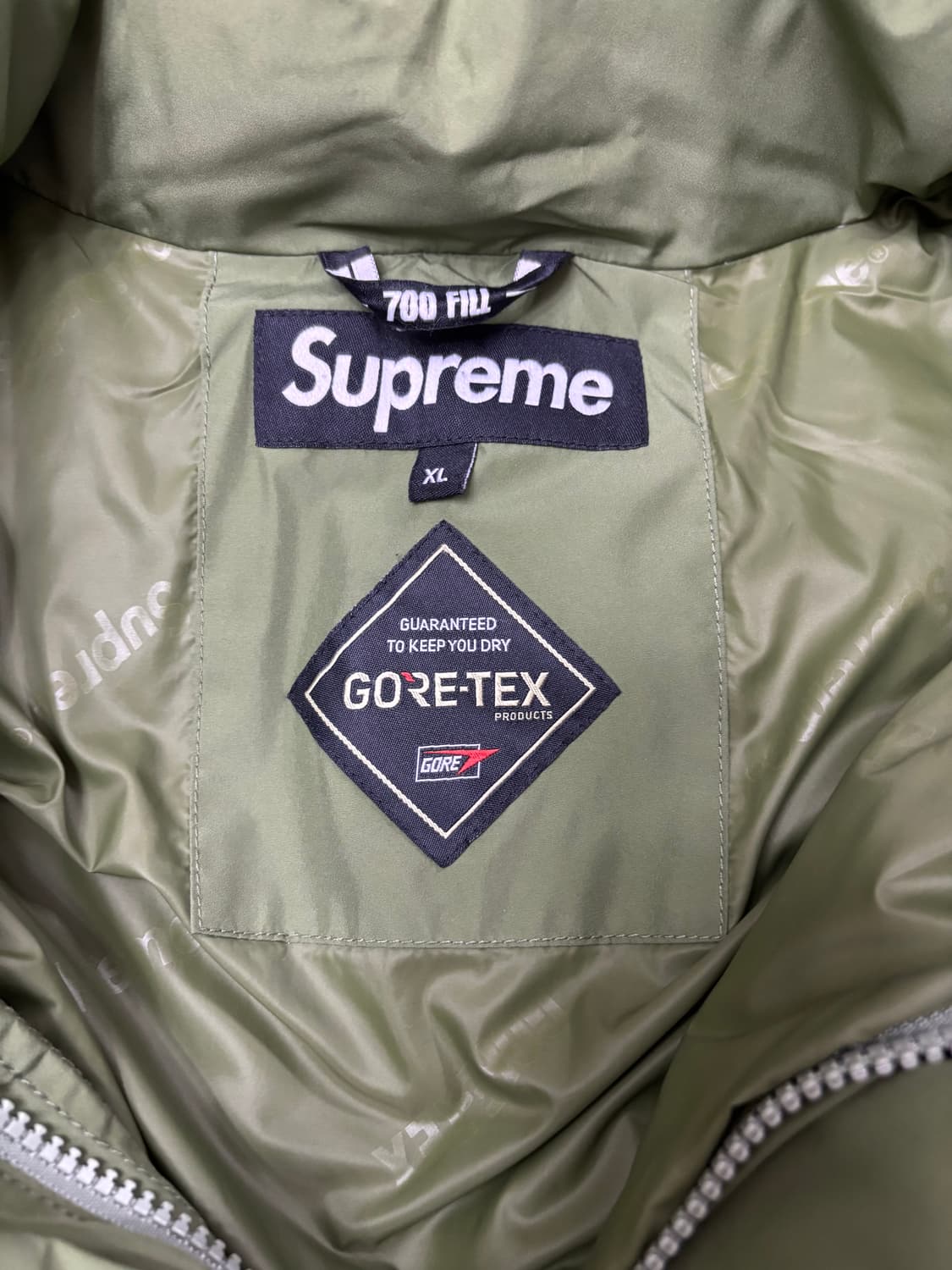 (XL) 22FW 슈프림 고어텍스 700 패딩 상품이미지3