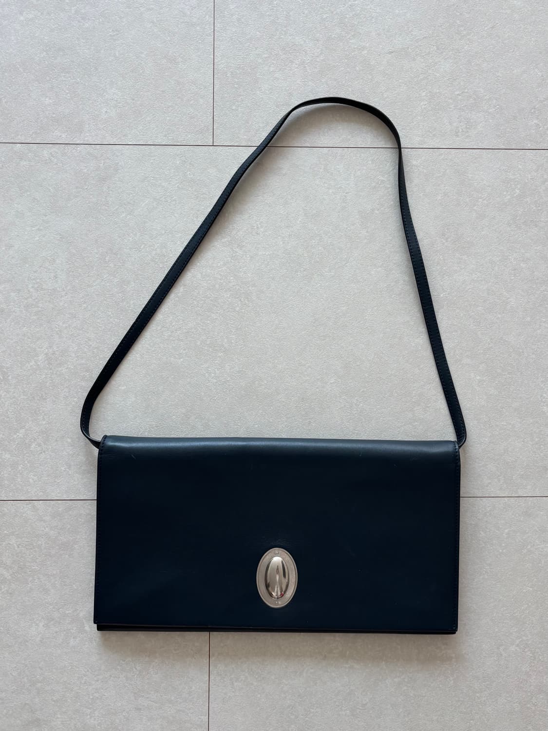 Celine-Oval Clutch Bag (오발 클러치백) 상품이미지1