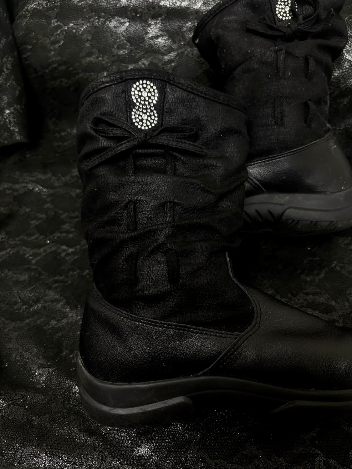 “Vintage” Cubic Detail Black Y2K Fur Boo 상품이미지2