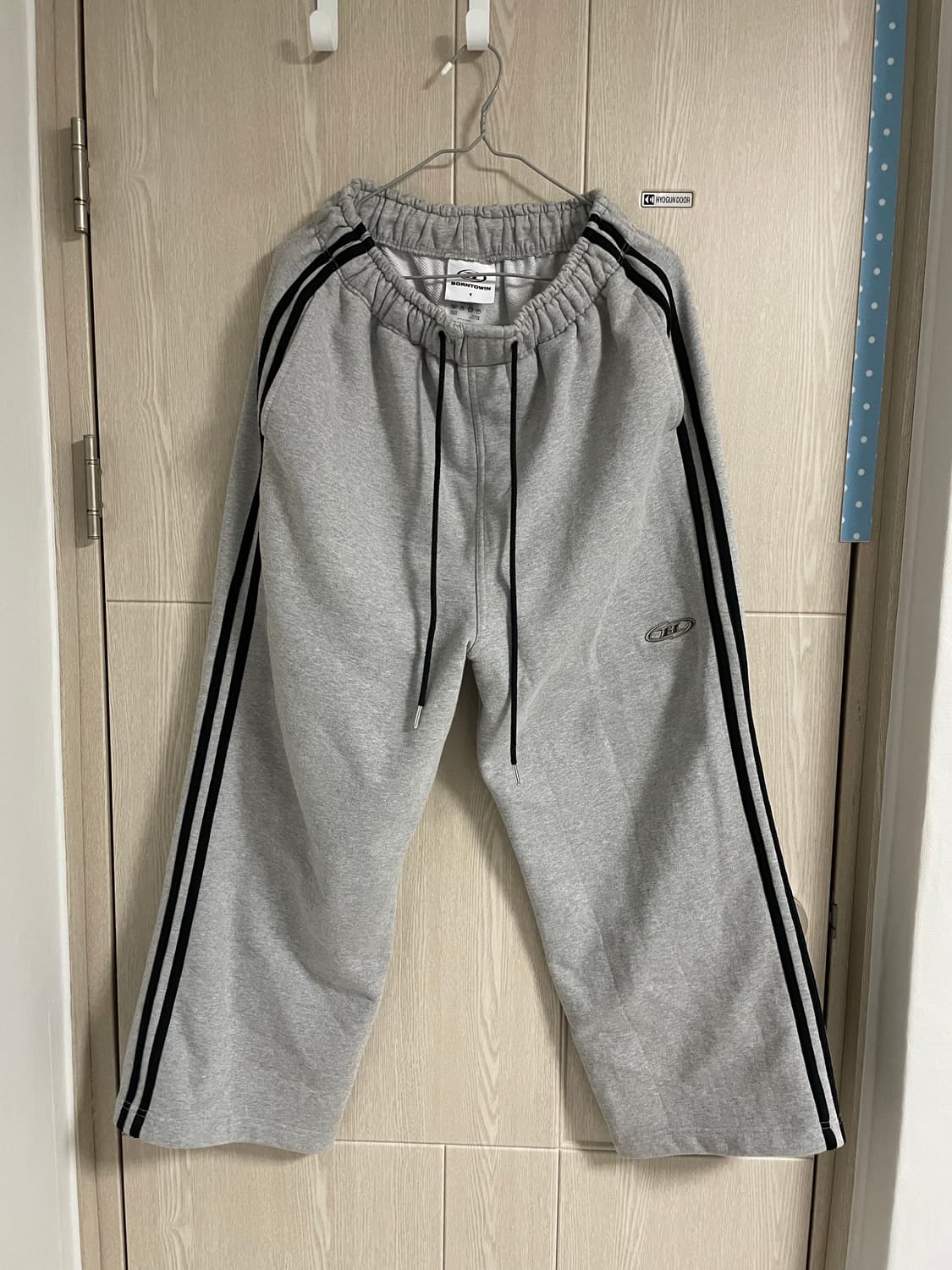 [1]본투윈 크롬 트랙라인 팬츠 상품이미지1