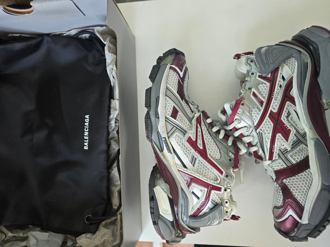 발렌시아가 러너스니커즈 버건디(42) 상품이미지6