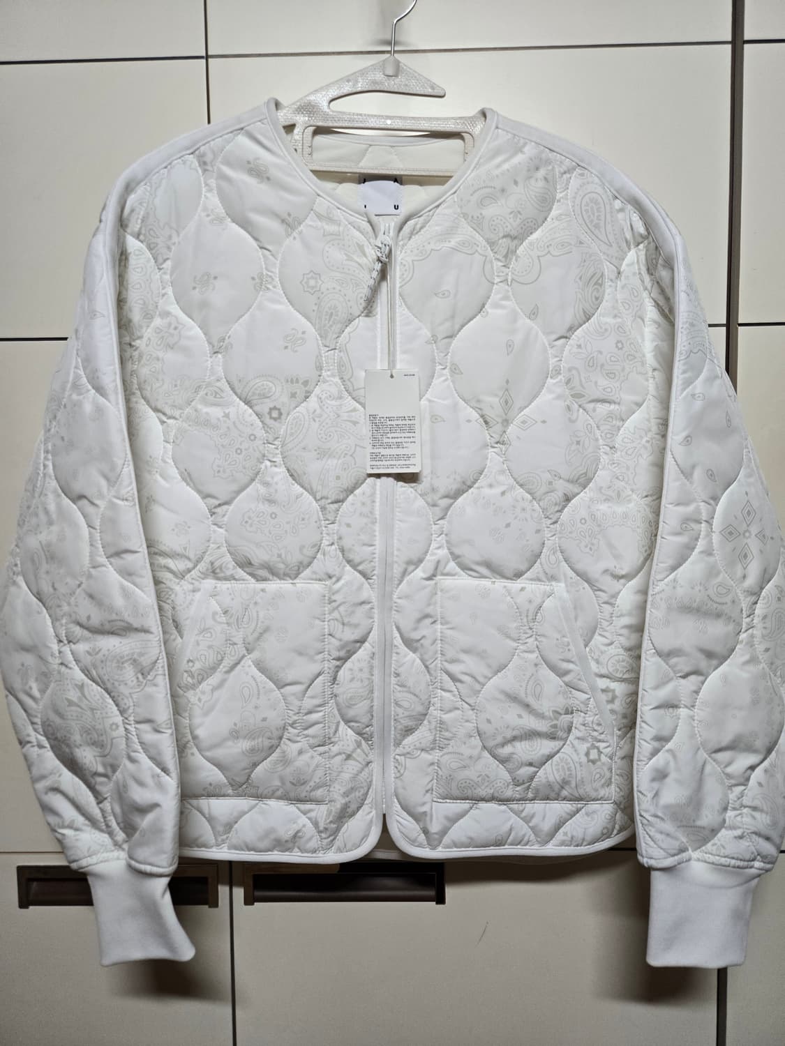 (JAJU/자주)페이즐리 화이트 누빔 자켓(새상품) 상품이미지1