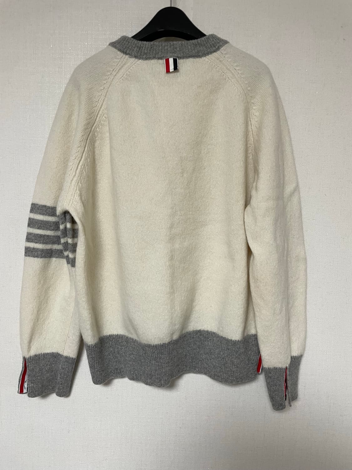톰브라운 4선 울 니트 아이보리 3사이즈 신형 정품 상품이미지2